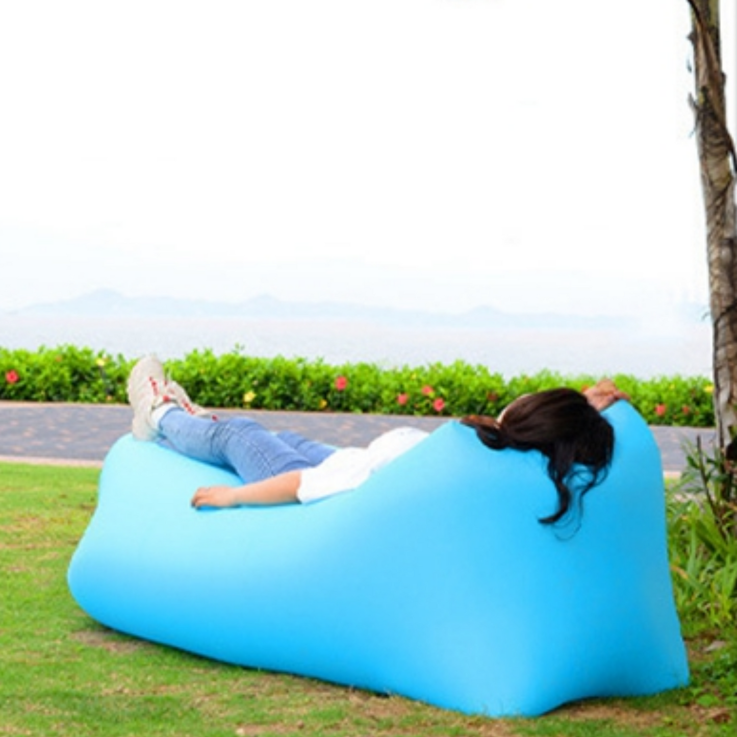 Folding rapid inflatable sofa for comfortable and convenient relaxation