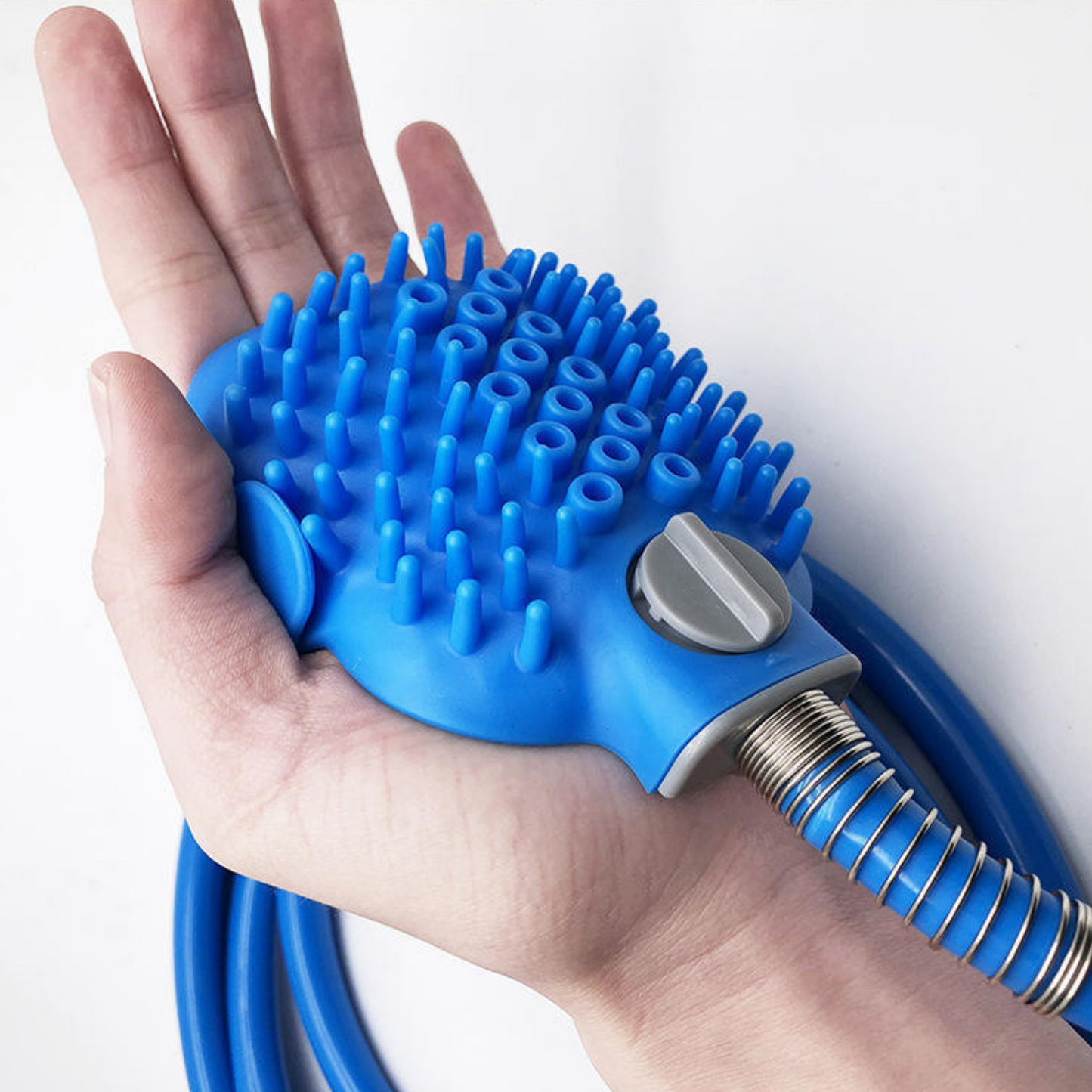 Pet Shower Tool with a great for easy and efficient grooming